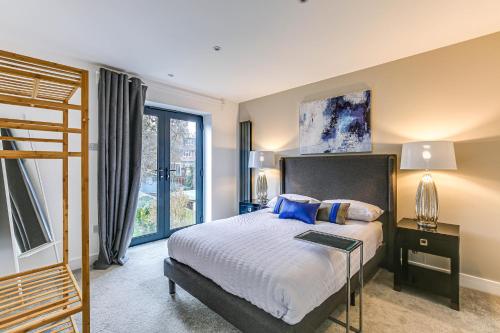 Valley house — 5-Star Luxury Hotel in Biggin Hill, United Kingdom