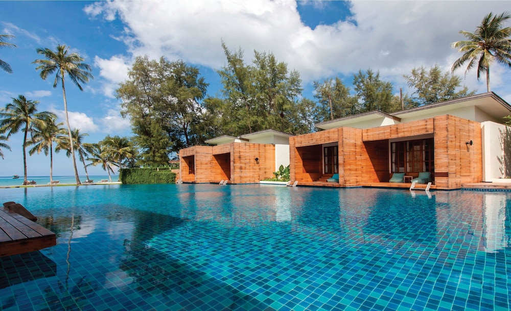 Wendy The Pool Resort in Ko Kut, Thailand