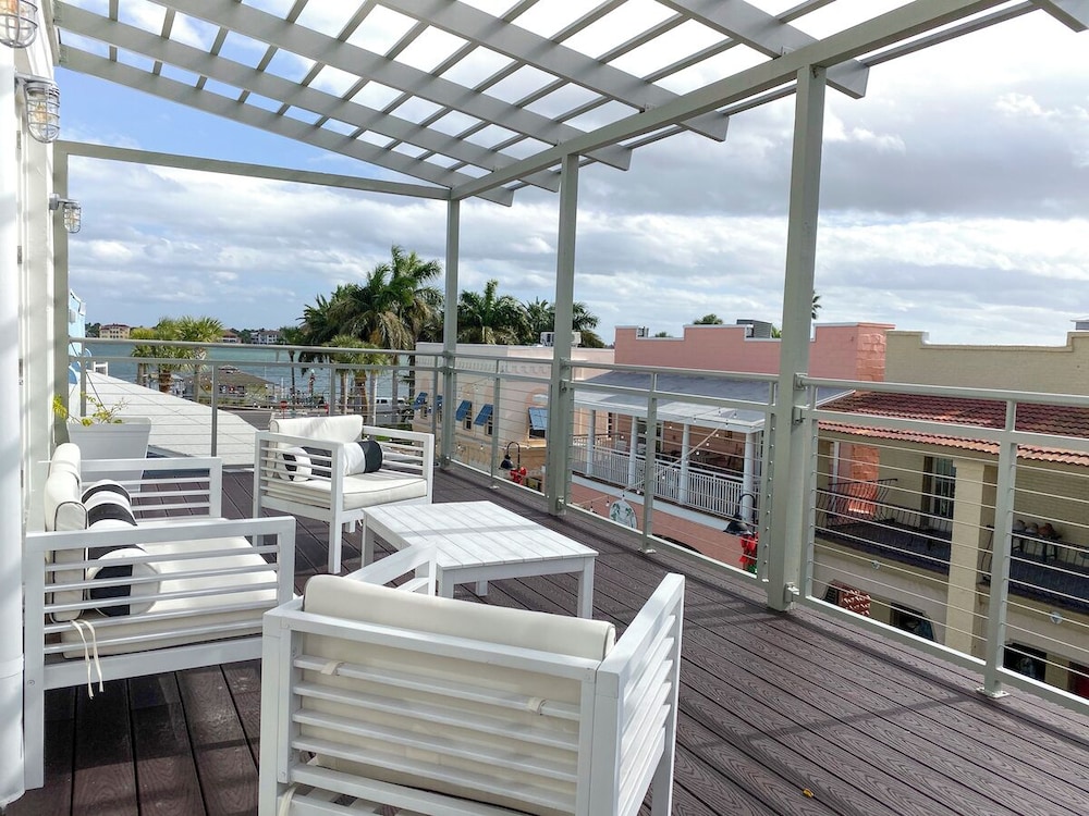 Berkeley Beach Club - photo 17