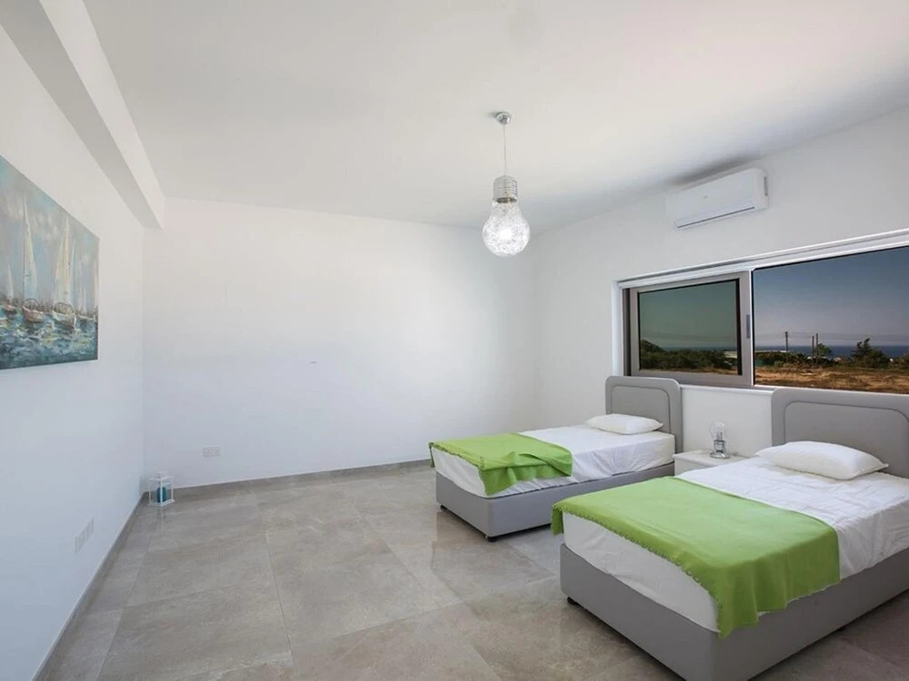 Villa Ioanni Chrysos Luxury And New 6 Bedroom Protaras Villa