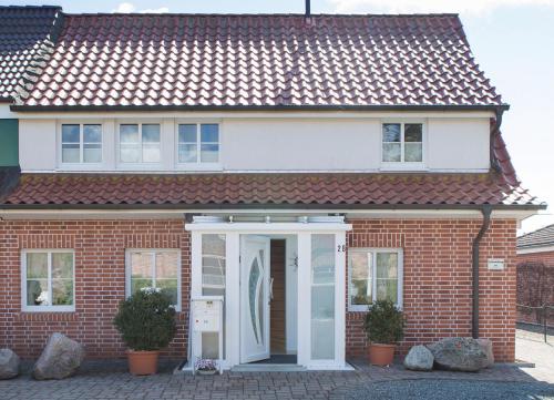 FeWo Oberdeck Königsberger Allee 28 — 4-Star Luxury Hotel in Gromitz, Germany