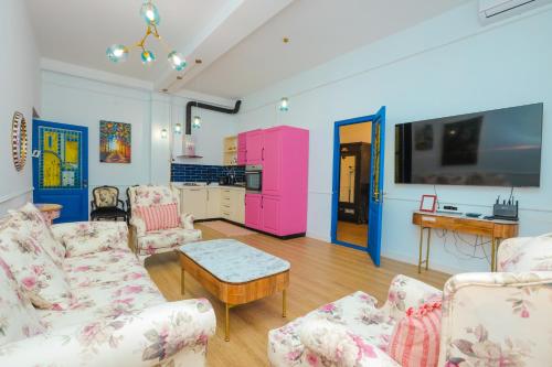 Charming apartment downtown Tbilisi