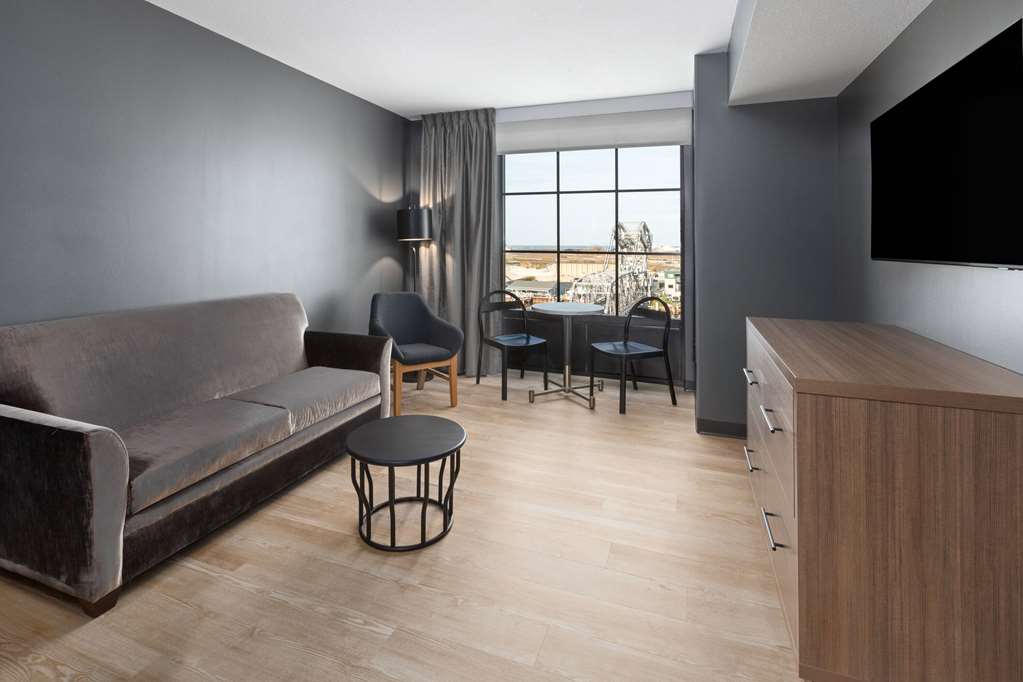 Riverbend Hotel and Suites Trademark Collection by Wyndham - photo 41
