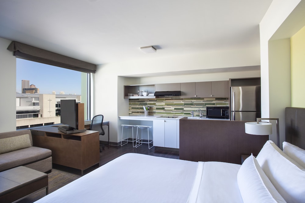 Element by Marriott Boston Seaport District - photo 14
