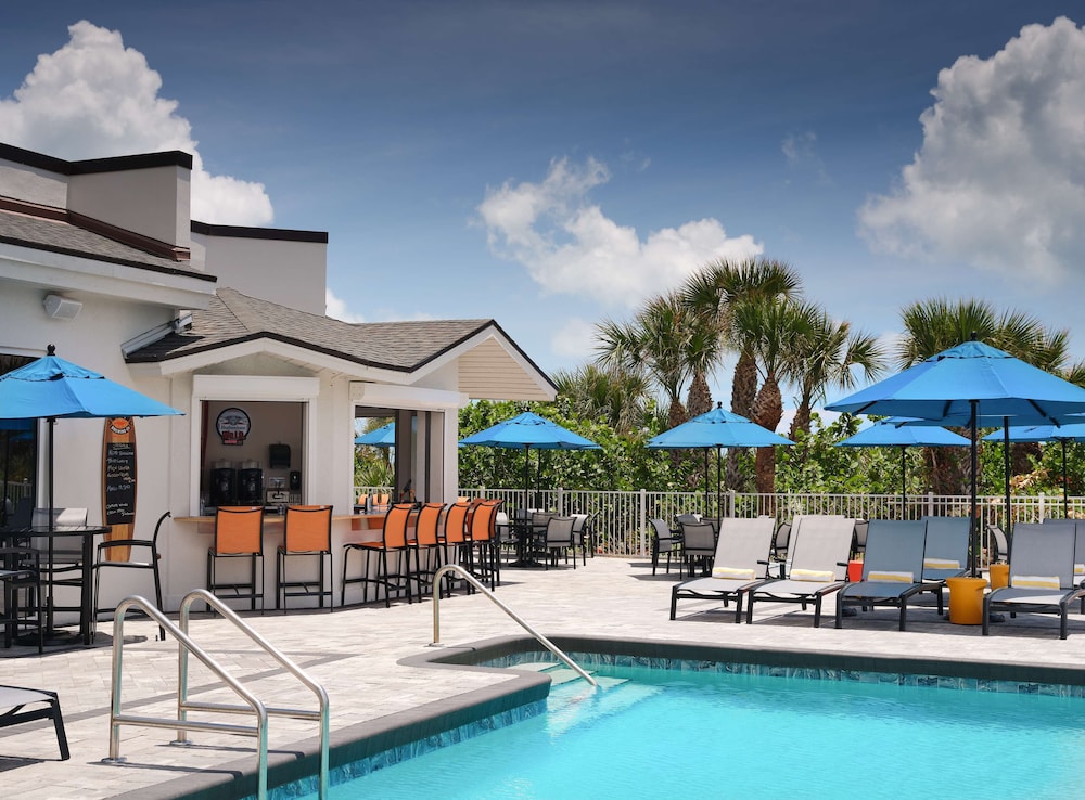 Hilton Garden Inn Cocoa Beach Oceanfront - photo 24