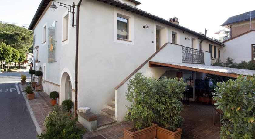 La Locanda del Vino Nobile B&B — 4-Star Luxury Hotel in Montepulciano, Italy