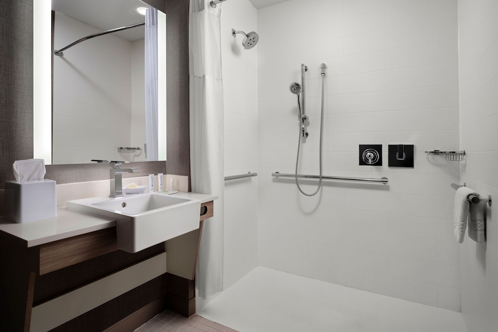 SpringHill Suites by Marriott New Orleans Downtown Canal Street - photo 17
