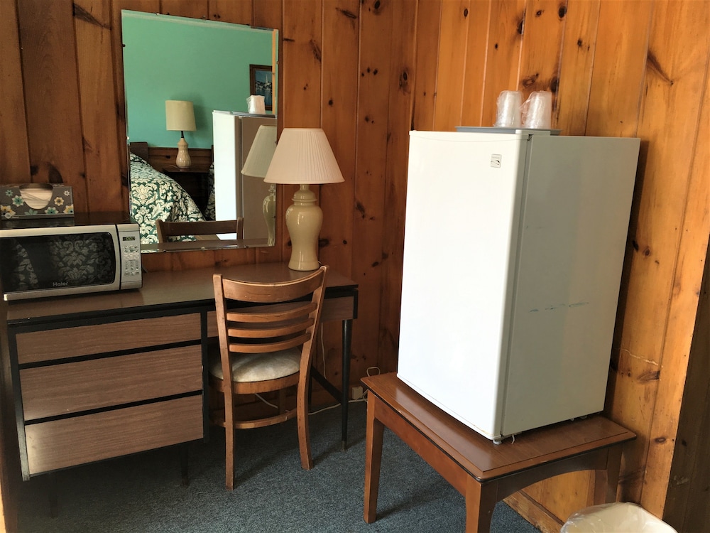Bass River Motel - photo 17