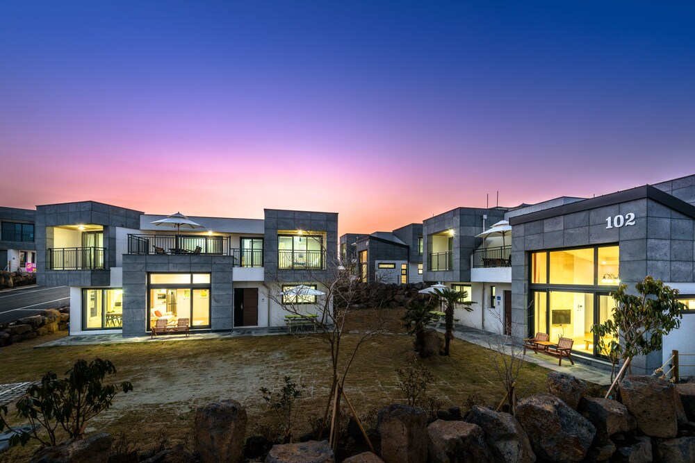 Happiness Pension — 4-Star Luxury Hotel in Jeju City, South Korea