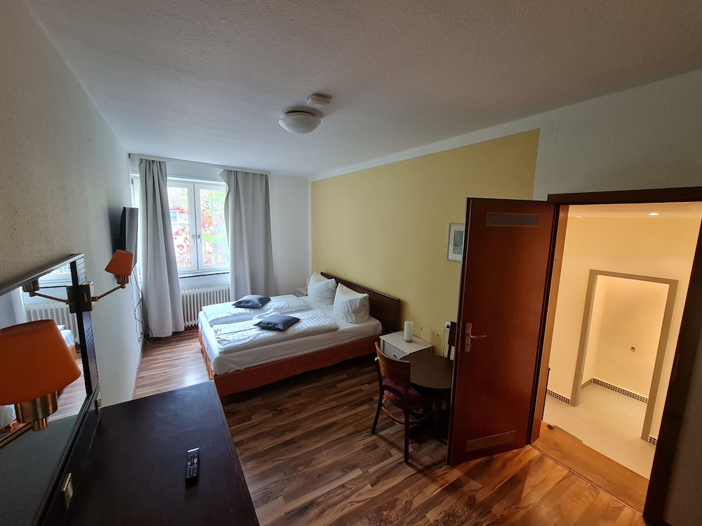 Hotel Bischoff — Winnweiler — photo 2
