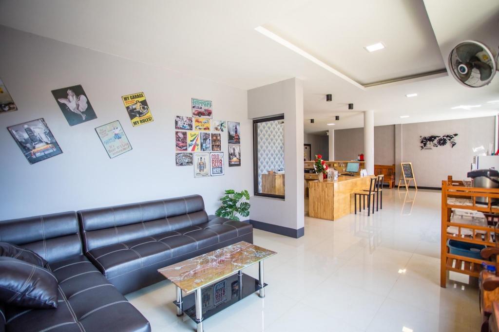 Nakarin Hotel — Amnat Charoen — photo 4