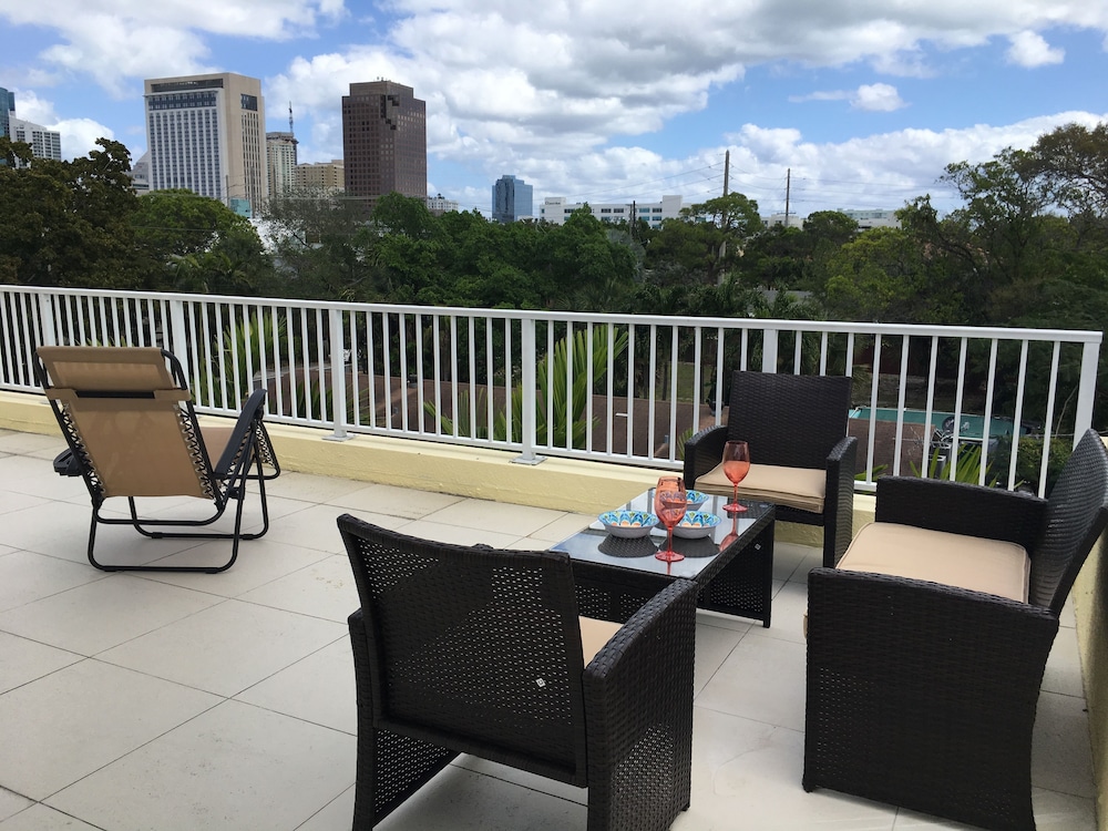 4BR Townhouse 320 by Ideal Experience VR — 4-Star Luxury Hotel in Fort Lauderdale, United States