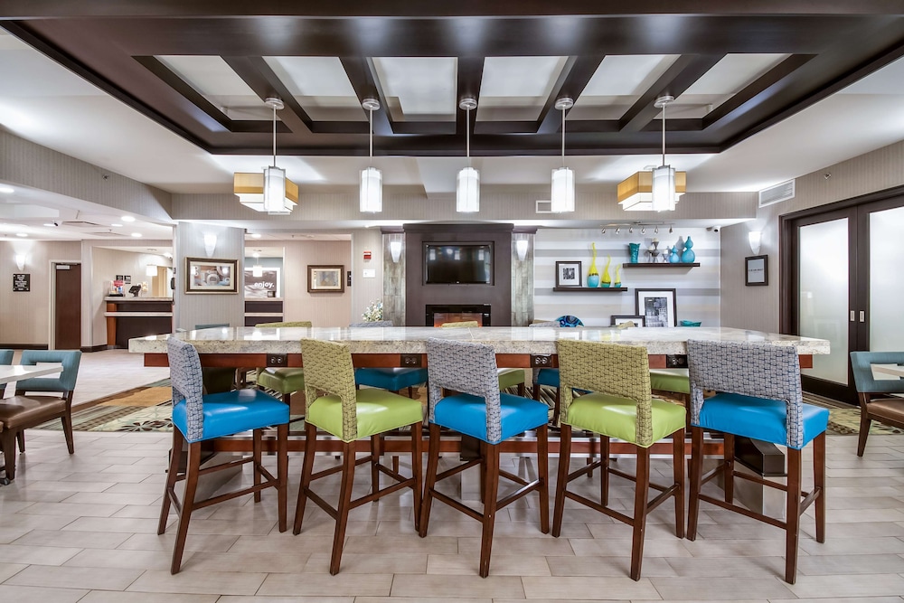 Hampton Inn Columbus West - photo 19