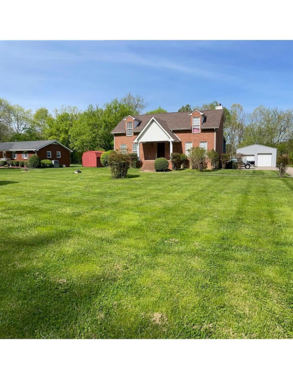 Home just outside of Hendersonville — 4-Star Luxury Hotel in Hendersonville, United States