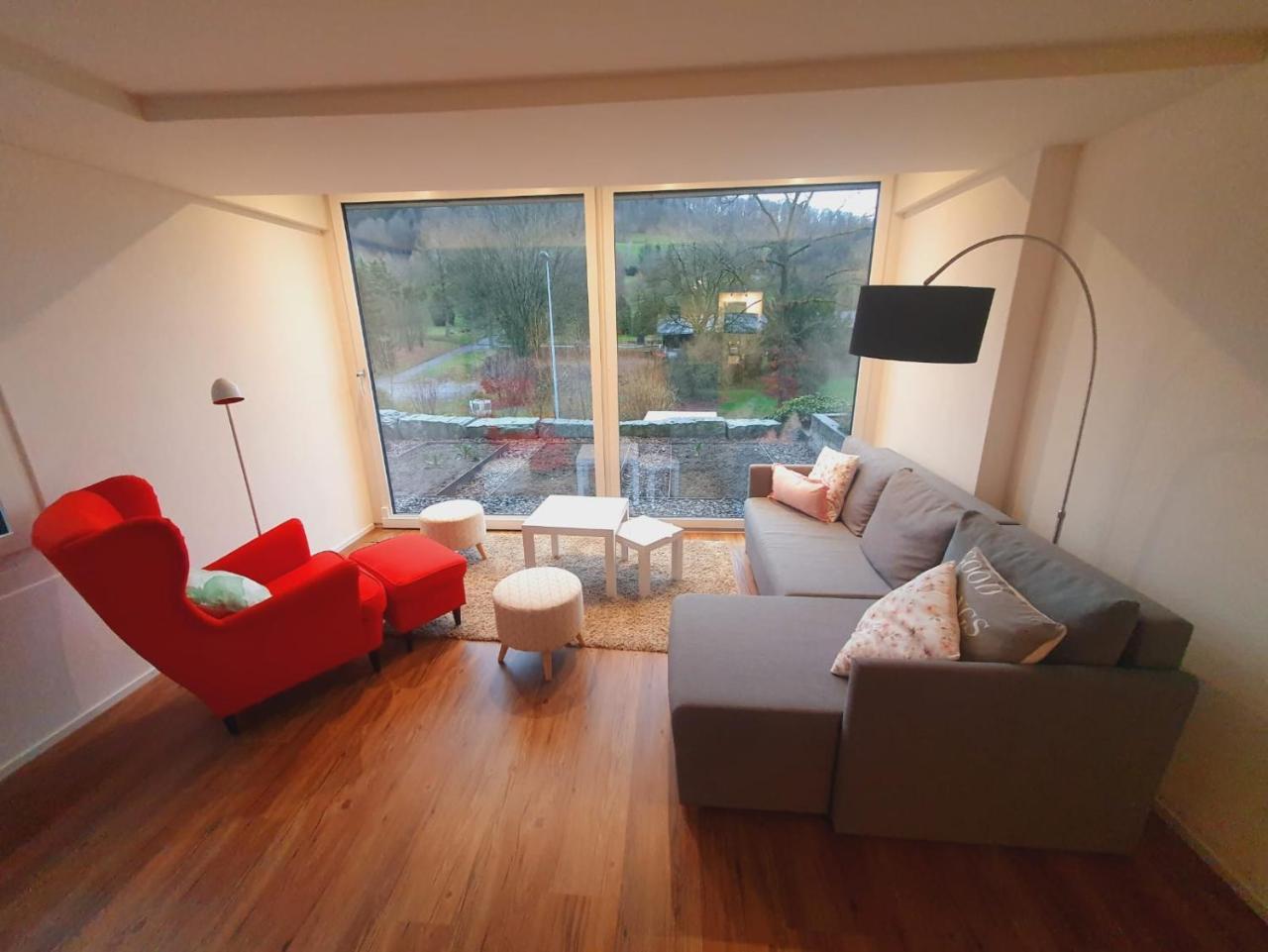 Neue Wohnung an Stadtrand mit Parkplatz — 5-Star Luxury Hotel in Ebikon, Switzerland
