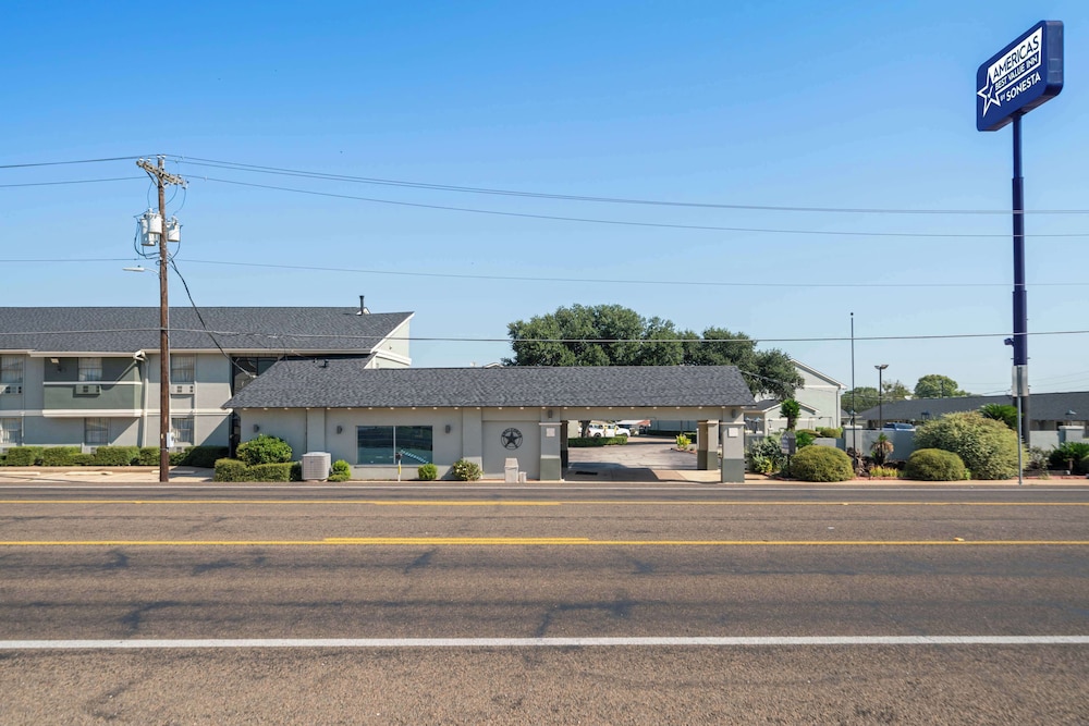Americas Best Value Inn & Suites Brenham - photo 42