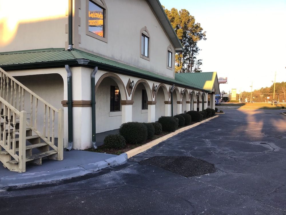 Scottish Inns — hotel in Richmond Hill