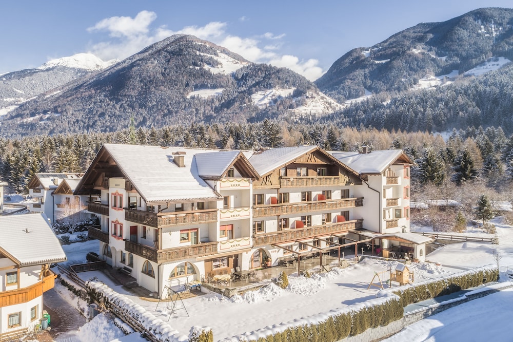 Aparthotel Panorama — hotel in Gais