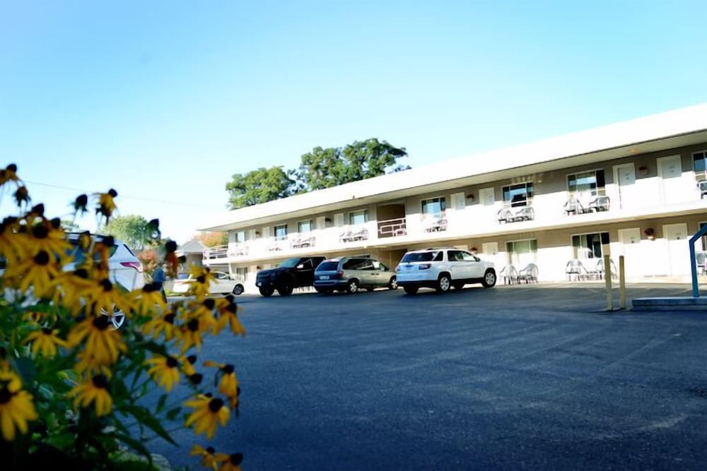 Lockview Motel - photo 10