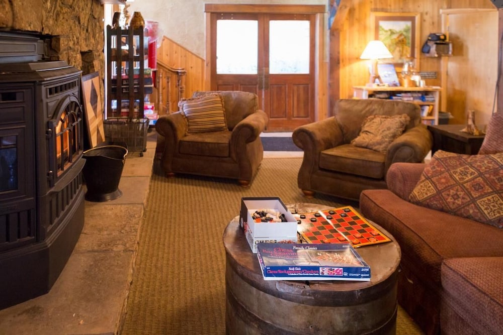 Arrowhead Mountain Lodge — Cimarron — photo 4