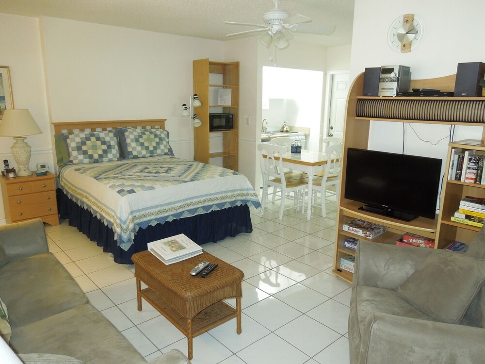 Pelican Place - photo 3