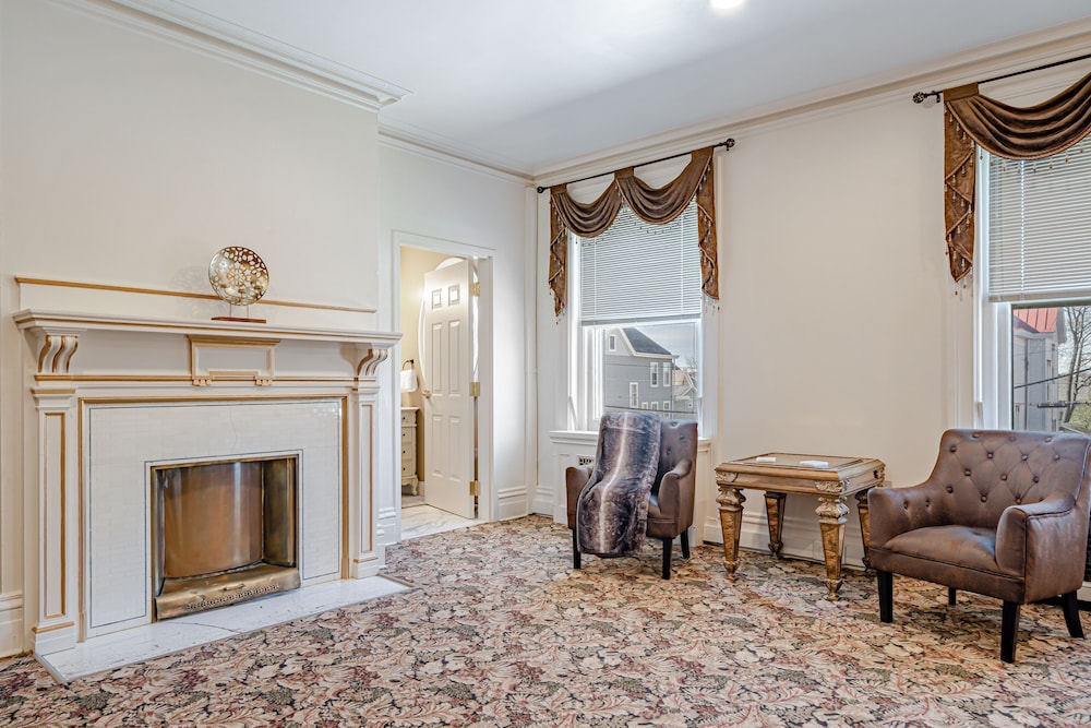 The Grandeur Estate - photo 16