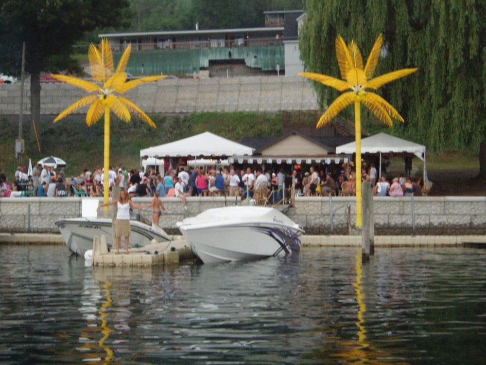 The Anchor Inn and Marina - photo 18