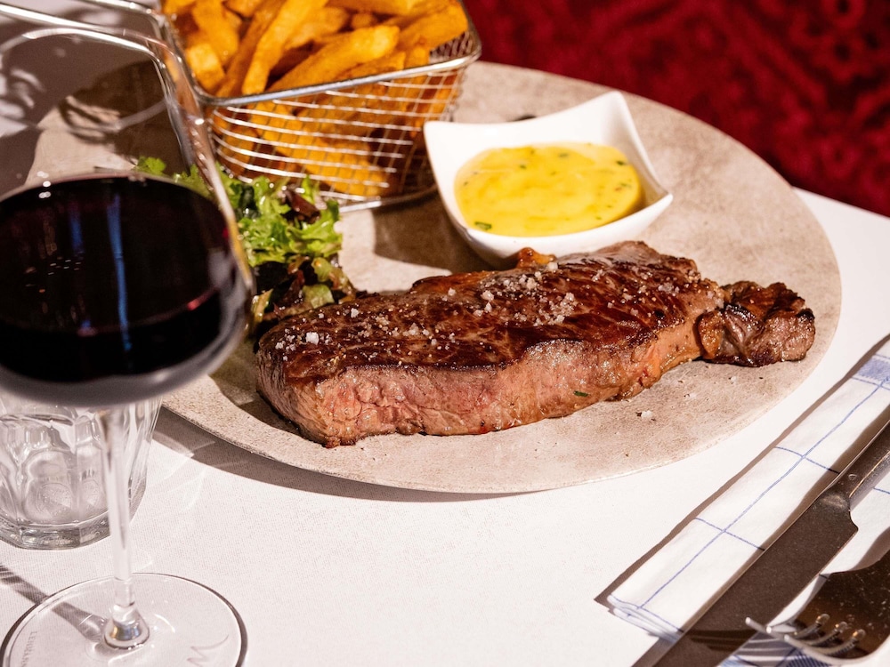 מזון ומשקאות