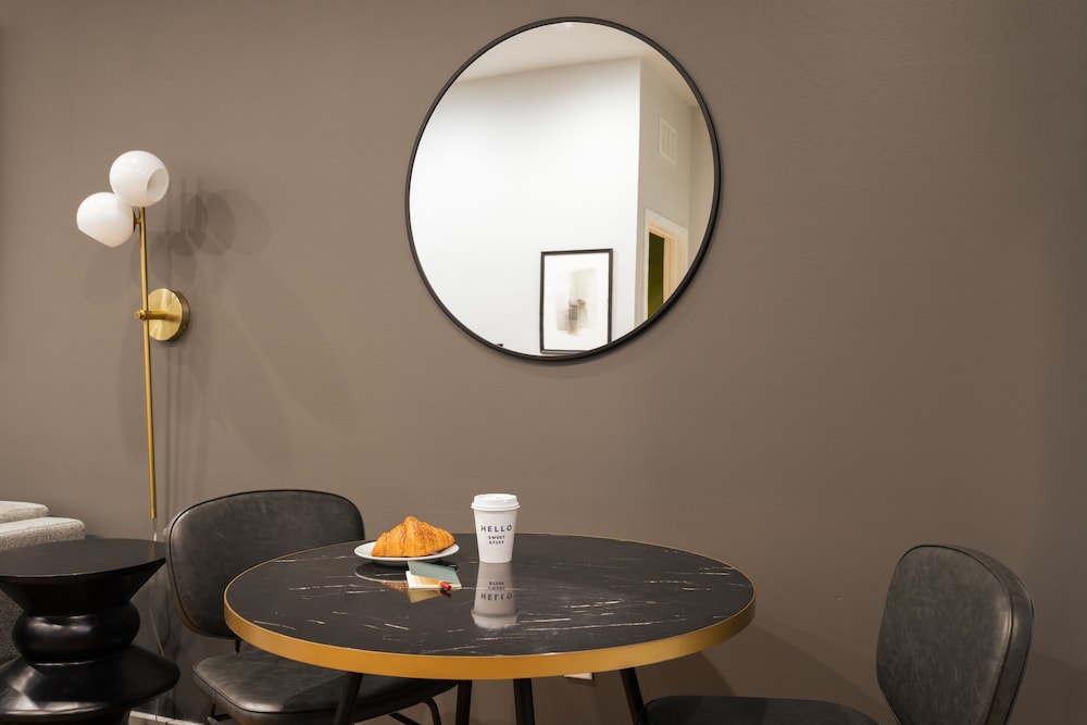 Sosuite at The Vine Old City - photo 21