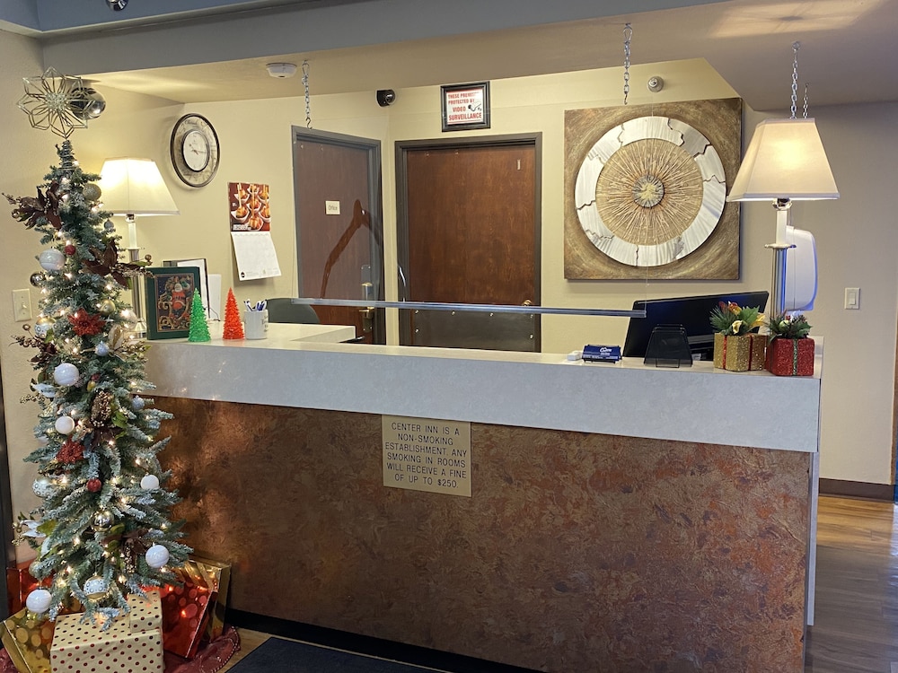 The Center Inn - photo 3