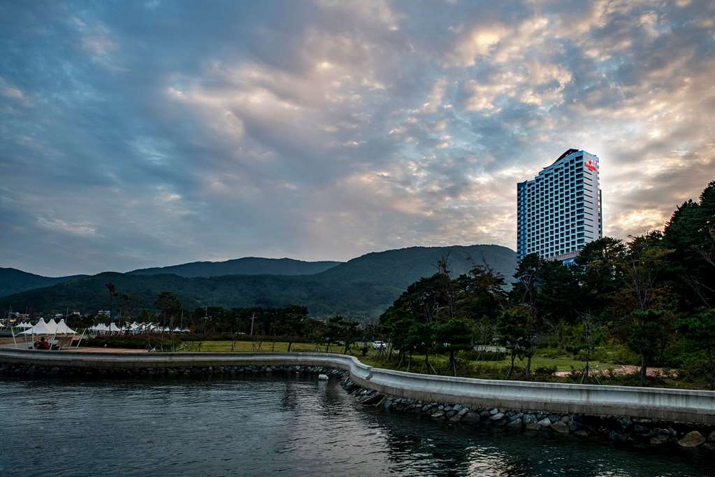 Ramada Suites Geoje in Changwon, South Korea