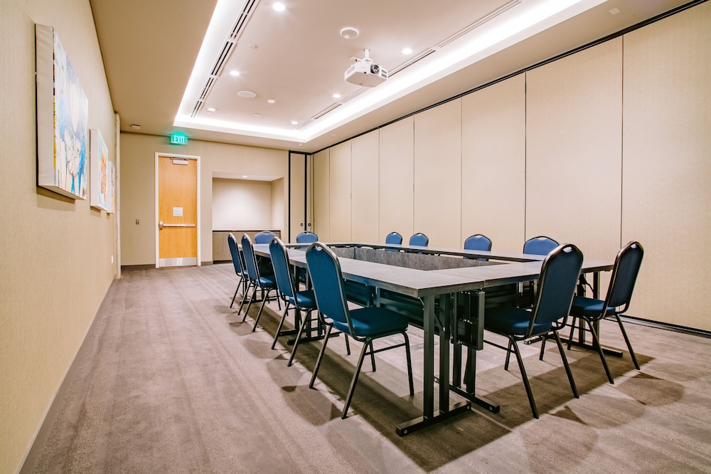 Hotel Indigo Denver Downtown Union Station by IHG - photo 52