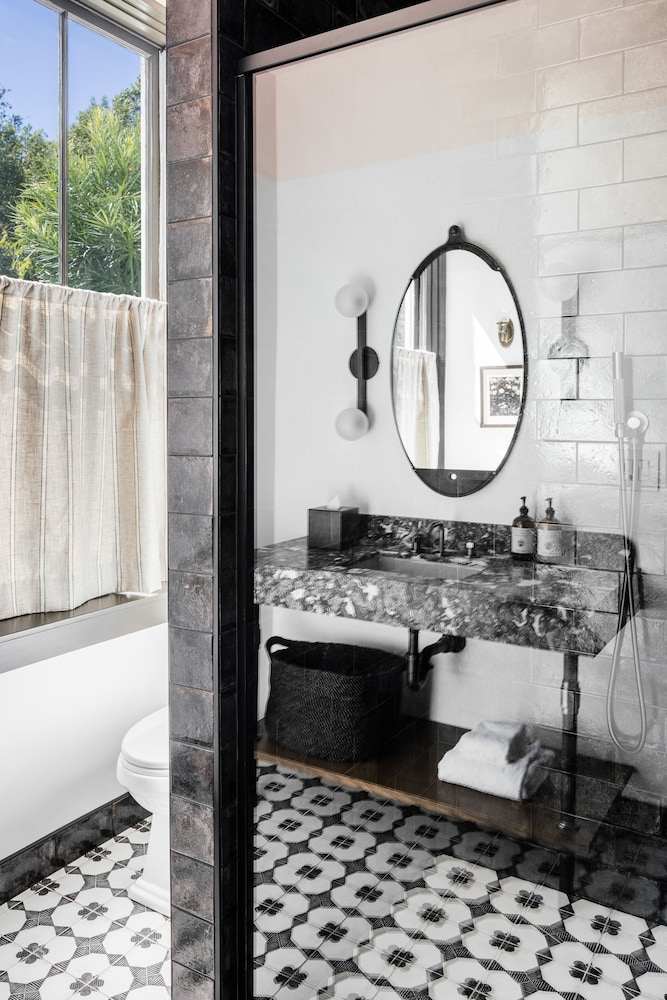 The Madrona - photo 21