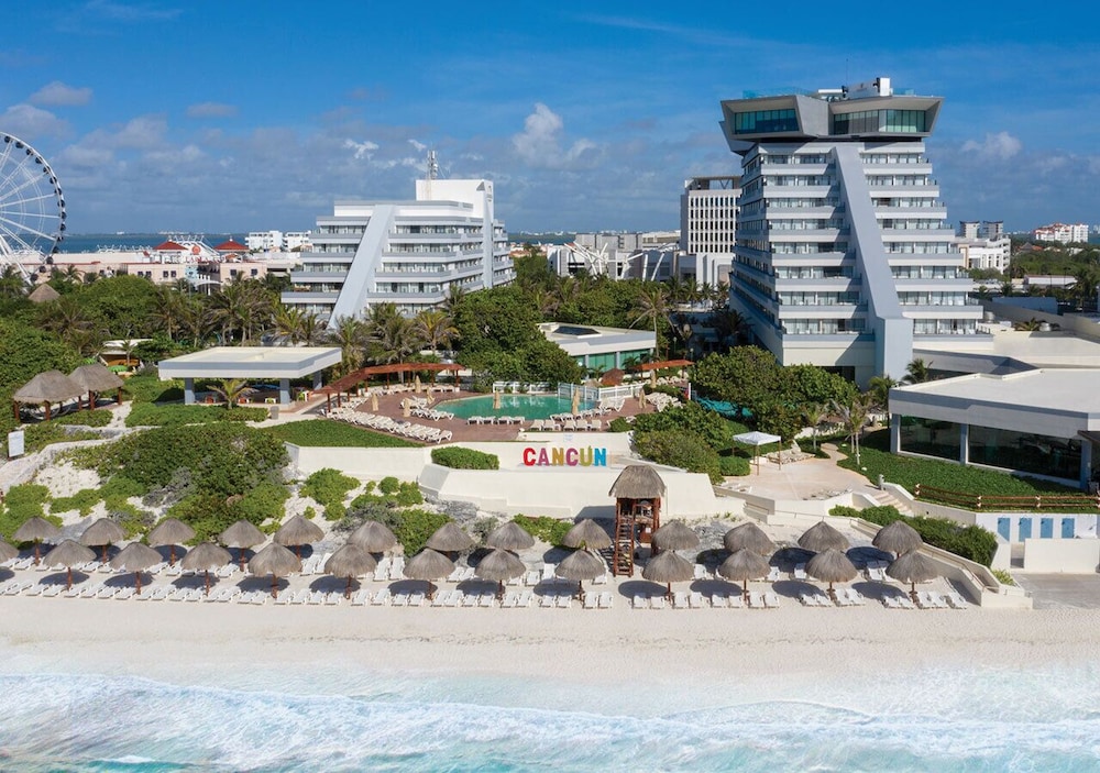 Park Royal Beach Cancun All Inclusive in Cancun, Mexico