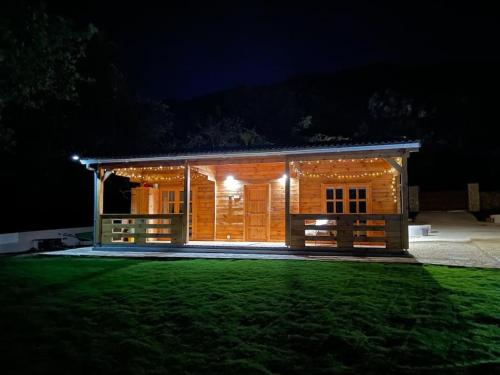 The Retreat Oak Lodge
