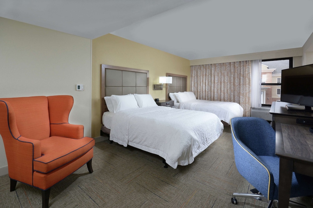 Hampton Inn High Point - photo 16
