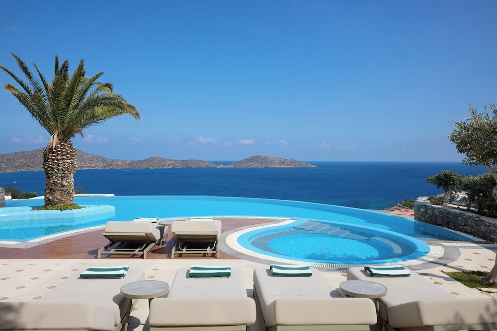 Elounda Gulf Villas by Sandglass — 5-Star Luxury Hotel in Elounda, Greece