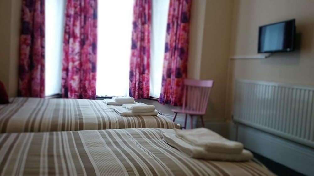 The Northbrook - carbon neutral hotel in Ilford