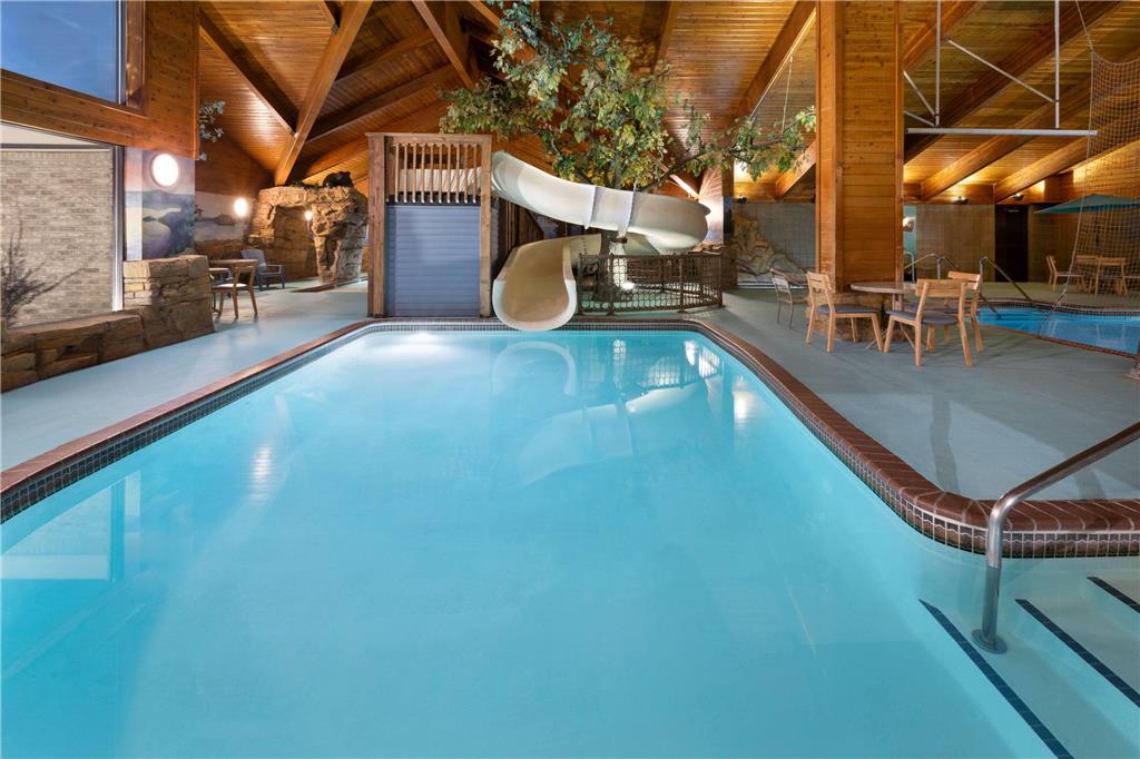 AmericInn by Wyndham Chippewa Falls - photo 13