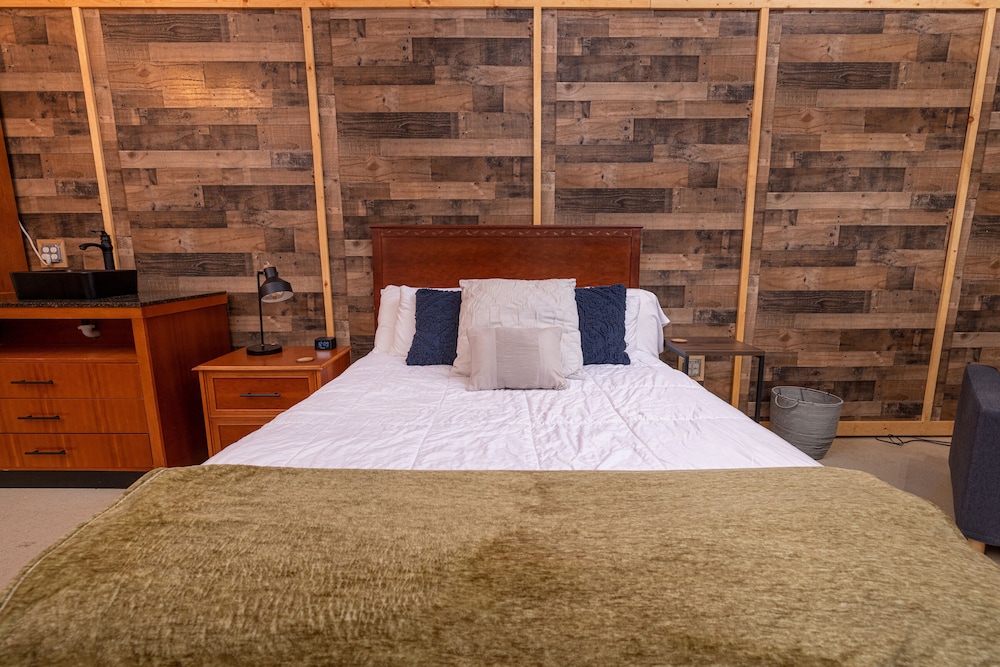 Hartwell Suites - photo 43