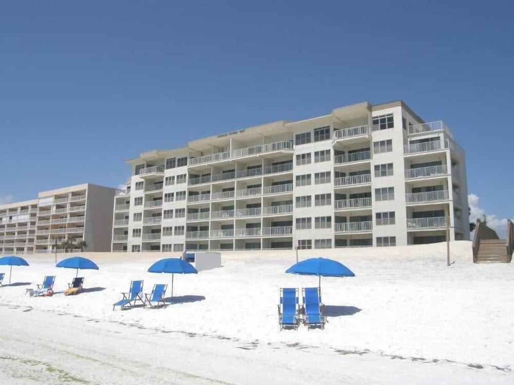 Emerald Towers West — Fort Walton Beach