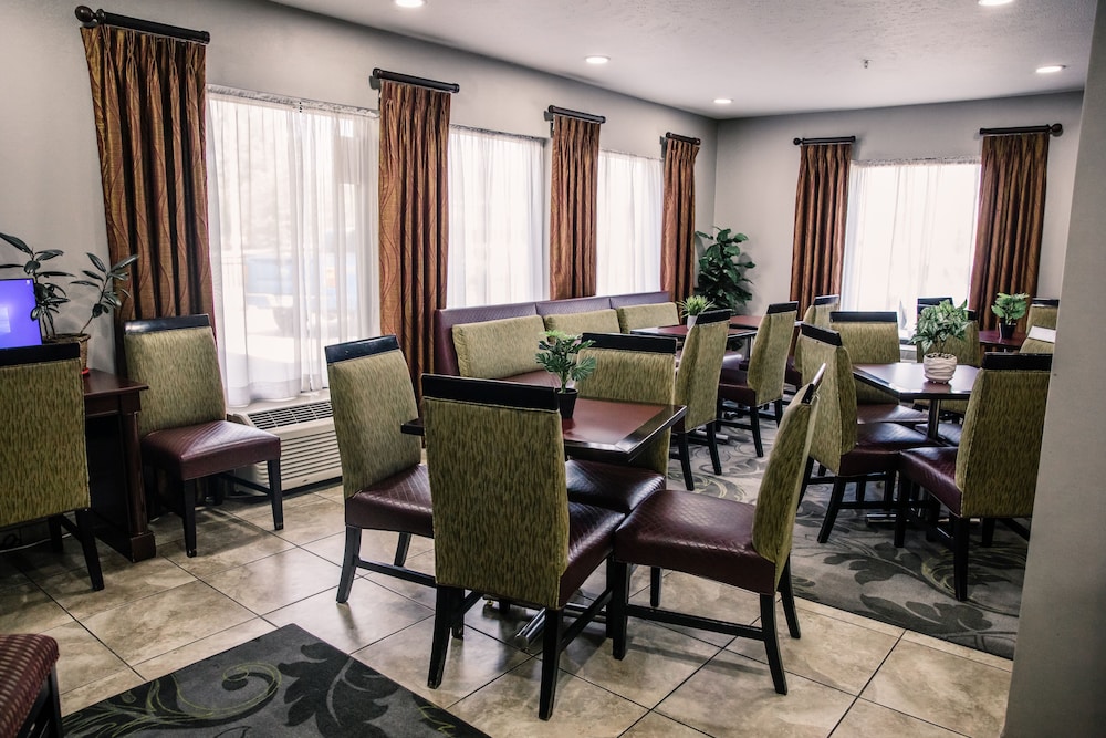 Carpenter Street Hotel - photo 3