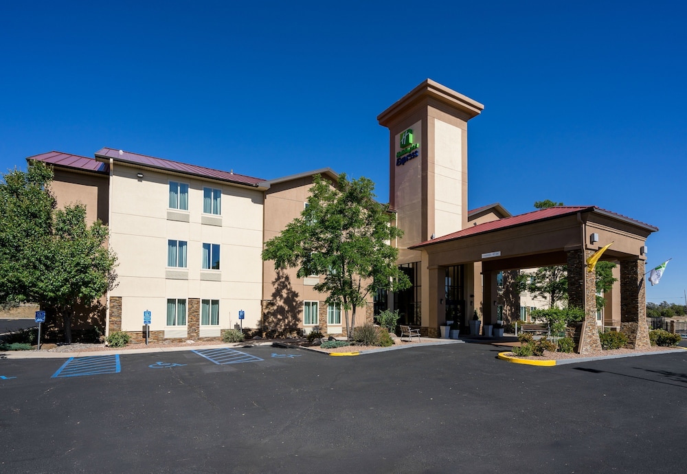 Holiday Inn Express Silver City - featured photo