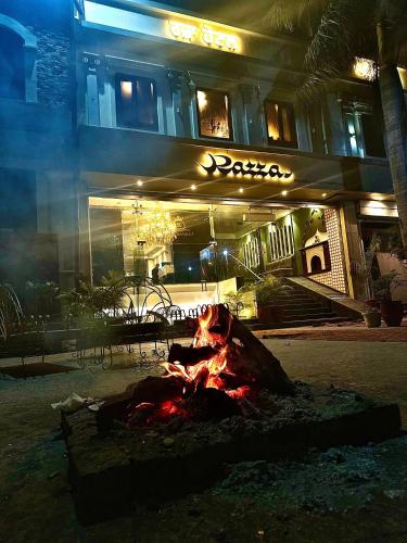 Hotel Razza - carbon neutral hotel in Unknown City