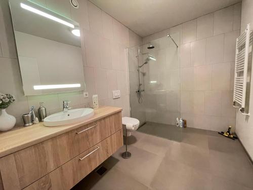 Modern and spacious 3 bedroom apartment in Kópavogur