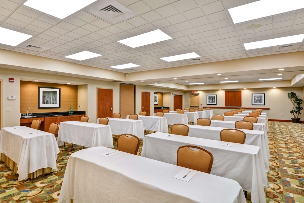 Hampton Inn Hendersonville - photo 44