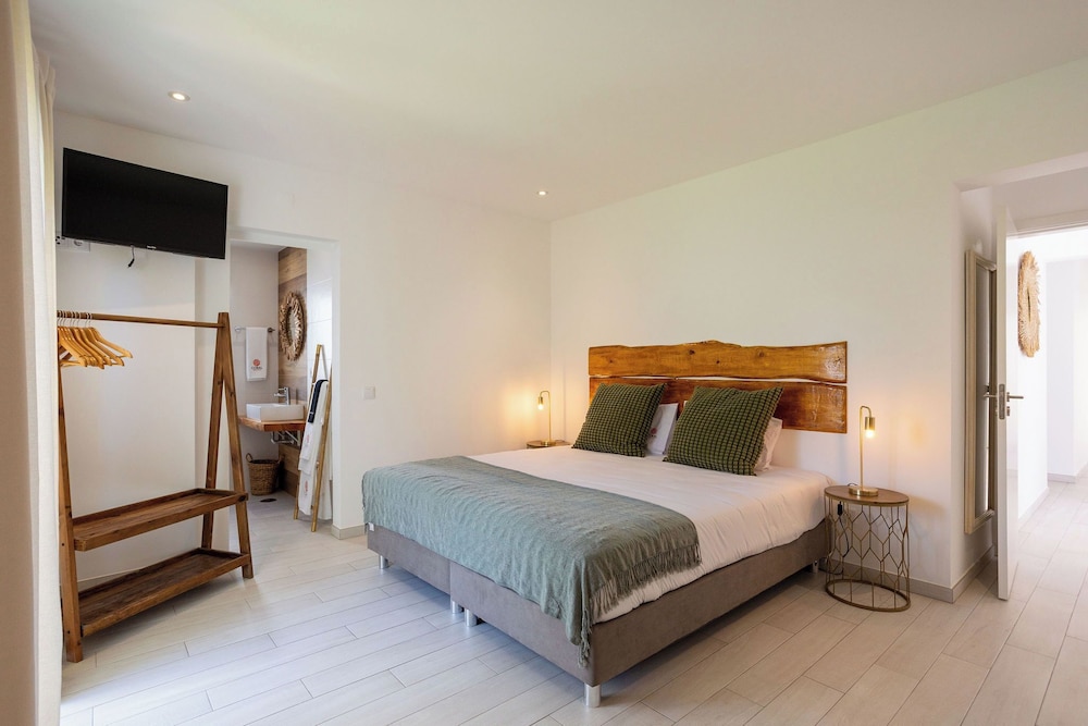 Coral Botique Suites — Albufeira — photo 4