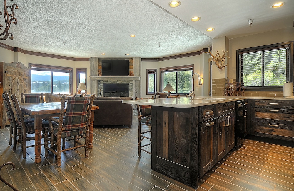 Southern Comfort — 4-Star Luxury Hotel in Breckenridge, United States
