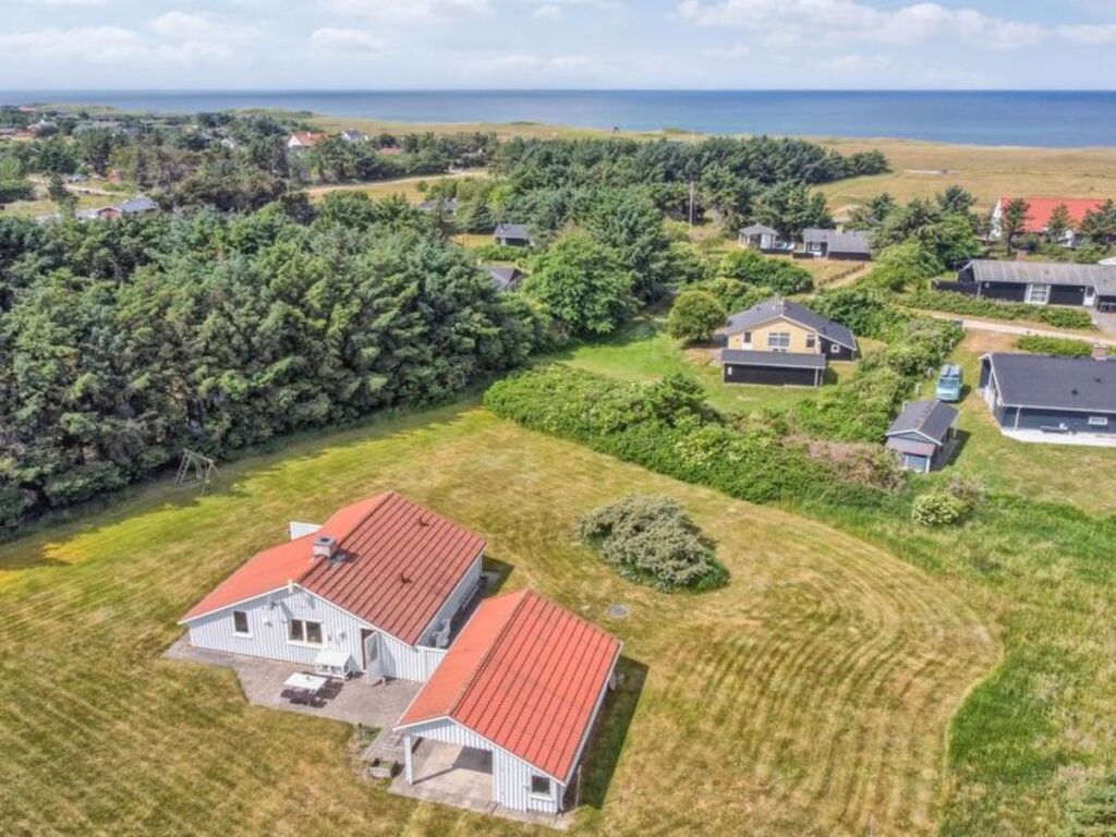 Holiday Home Tayna 300m from the sea by Interhome — 4-Star Luxury Hotel in Lokken, Denmark