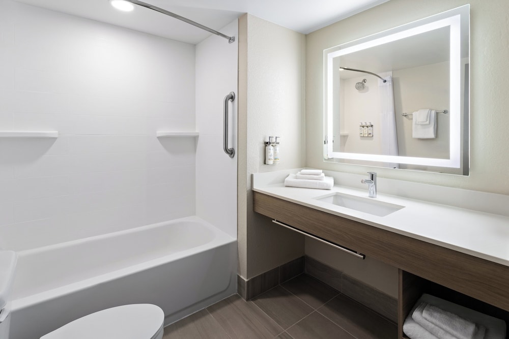 Holiday Inn Express Augusta Downtown by IHG - photo 9